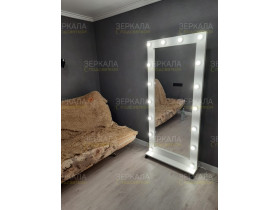 Выполненная работа: зеркало на подставке 180 см с подсветкой лампочками